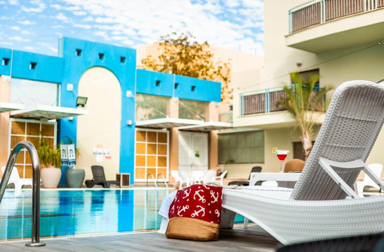 Almogim Suites Eilat Hotel (Adults Only) Exterior photo
