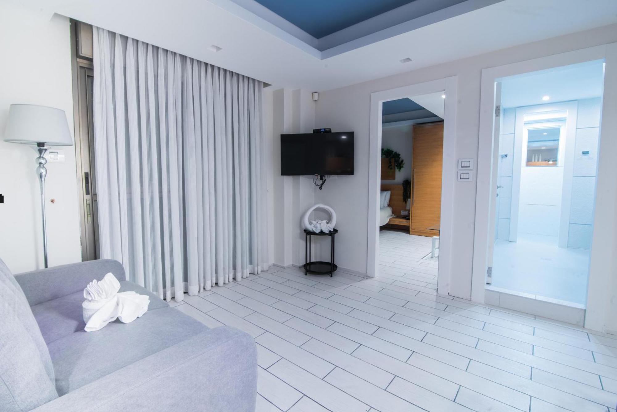 Almogim Suites Eilat Hotel (Adults Only) Exterior photo